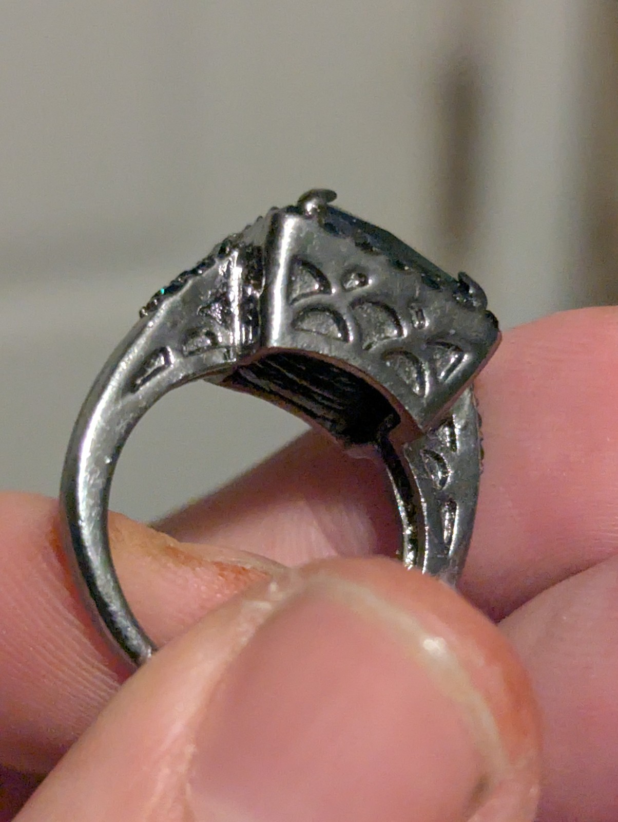 Green Rectangle Cut Ring - image 8