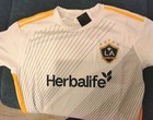 NWT LA Galaxy Soccer Jersey & Shorts,  White/Navy/Gold MLS Herbalife Size L. A+ — photo 1