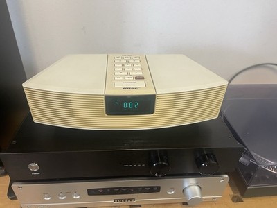 Bose Wave Radio in beige/gold