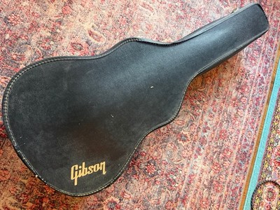 Original Vintage Gibson Guitar Hard Case W Red Velvet Lining 