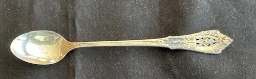 WLLACE ROSE POINT Sterling Silver YOUTH FEEDING spoon or CONDIMENT  Spoon 5 3/4"
