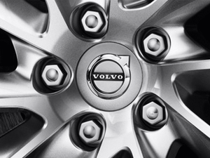 CHROME/BLACK 31454233 VOLVO ALLOY WHEEL CENTRE CAP CHROME/BLACK 31454233 VOLVO ALLOY WHEEL CENTRE CAP