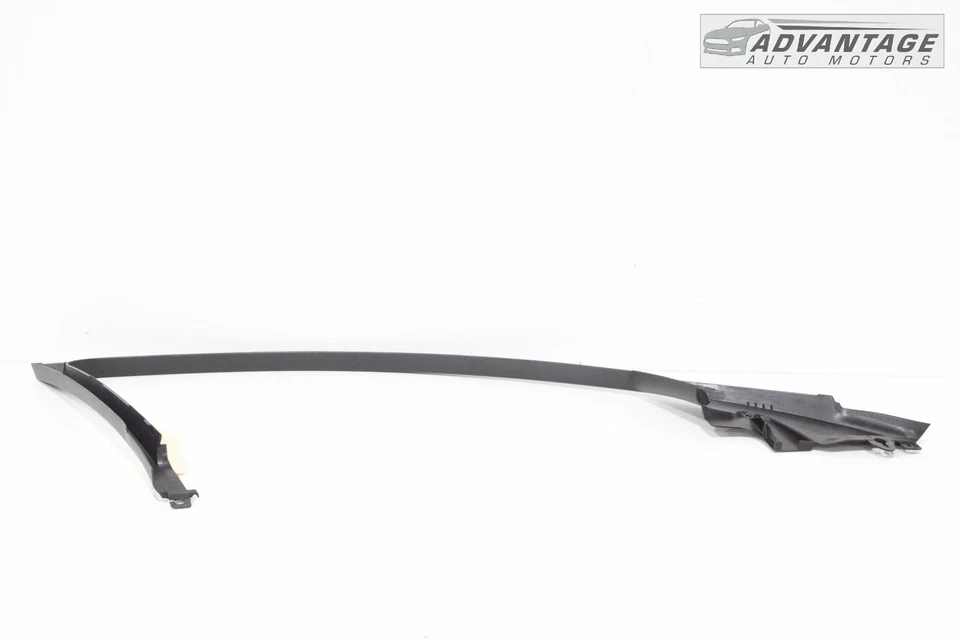 Infiniti QX70 2014-2017 puerta del pasajero delantero derecho marco ventana cubierta moldura OEM Foto 2 de 4