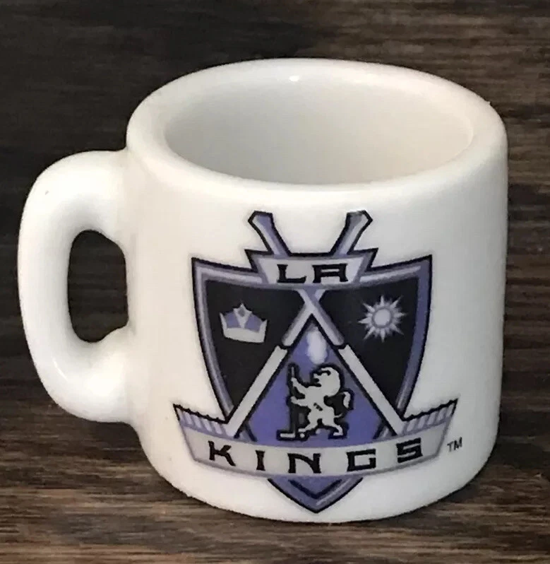 1 pack of 2 NHL jibbitz Los Angeles Kings (fits crocs) discontinued & Mini Mug - Image 3 of 4