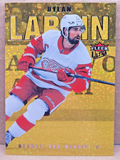 2021-22 Fleer Ultra Dylan Larkin Gold Speckled Rainbow Foil #109 SSP