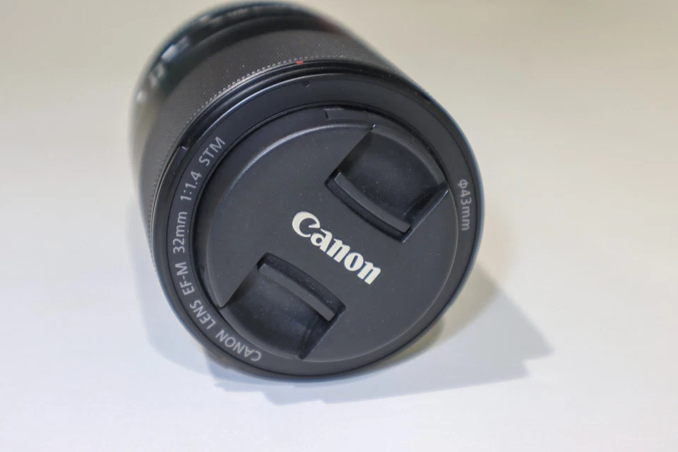 Canon EF-M 32mm f/1.4 STM Black For EOS M  - Very Good Cond - USA Seller - Image 3 of 4
