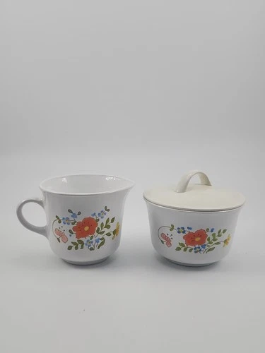 Vintage Corning Corelle Wildflower Sugar & Creamer Set Milk Glass 1970s USA EUC