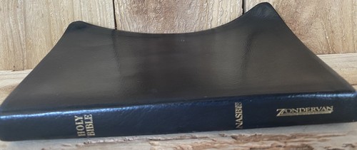 Zondervan NASB Holy Bible 2002 Reference Ed. Updated Black Leather Red Letter - Foto 2 di 7