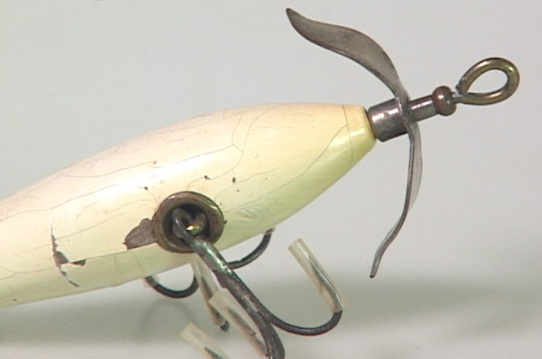 Tariff free/Heddon Wood 400 Killer (White) - 1905 Model Bass Fishing Lure - Image 3