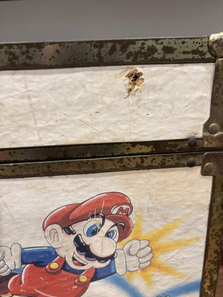Vintage 1980s Nintendo Super Mario/Zelda Wooden Chest - Image 2 of 4