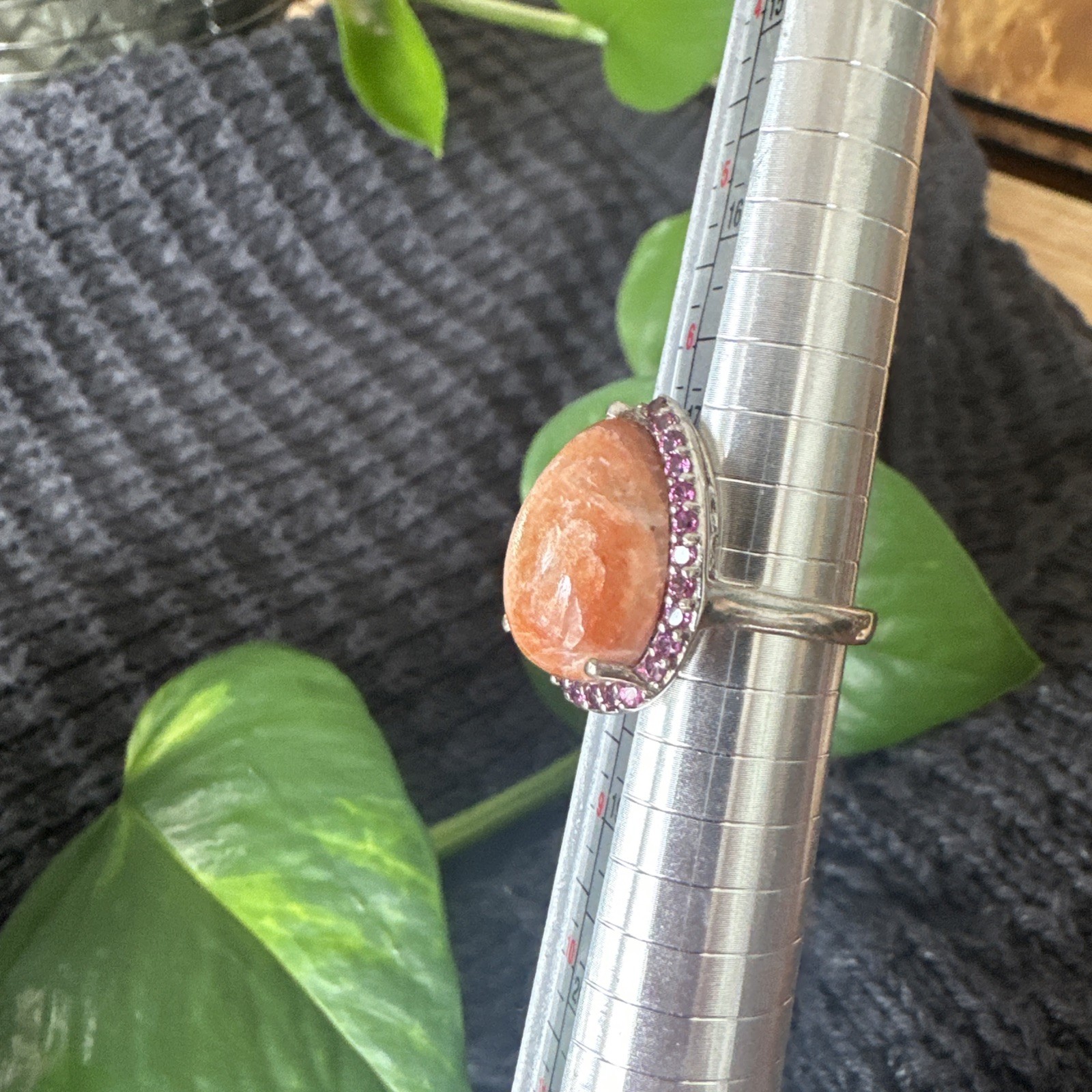 Size 7 Ring - image 3