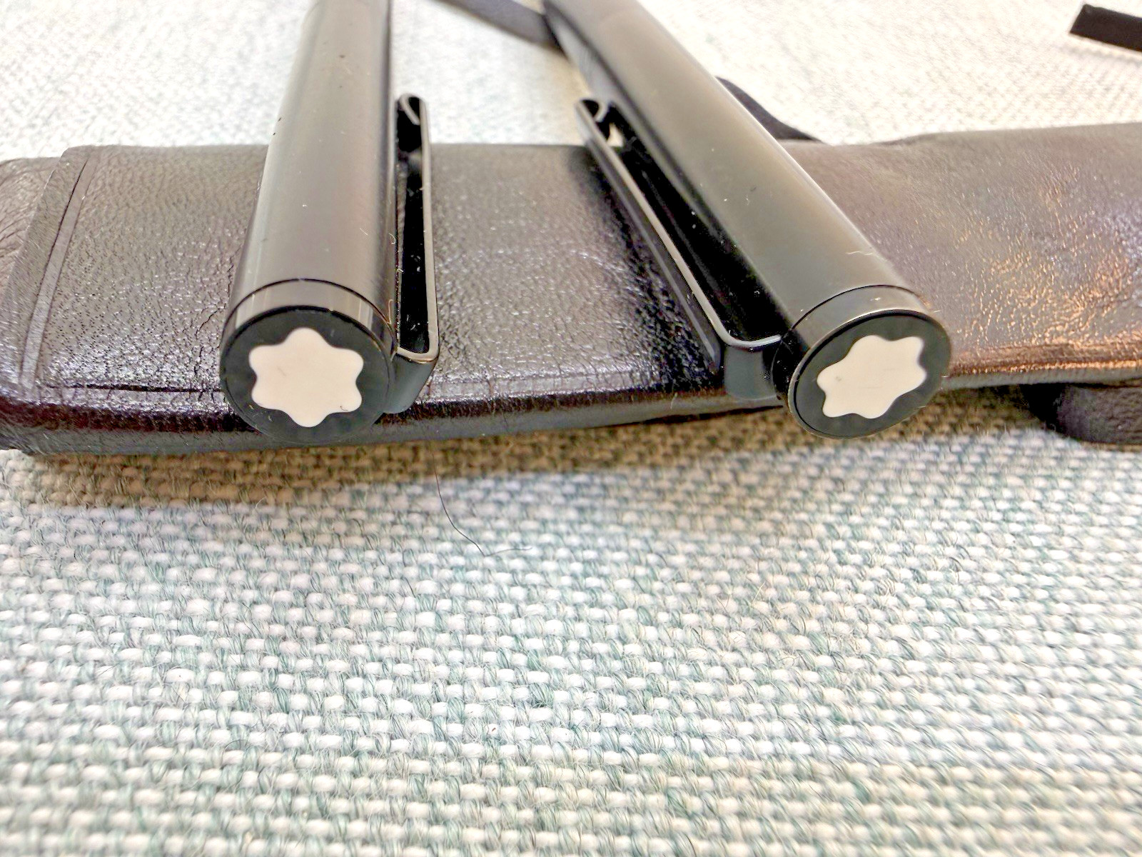 Montblanc 1124 VIP Noblesse Matte Black Fountain Pen F WG 14K & Rollerball Set