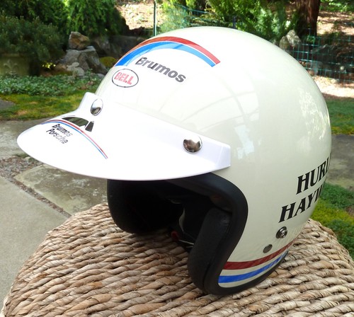 VINTAGE HURLEY HAYWOOD,, BRUMOS PORSCHE RACING BELL FULL SIZE TRIBUTE HELMET,MED