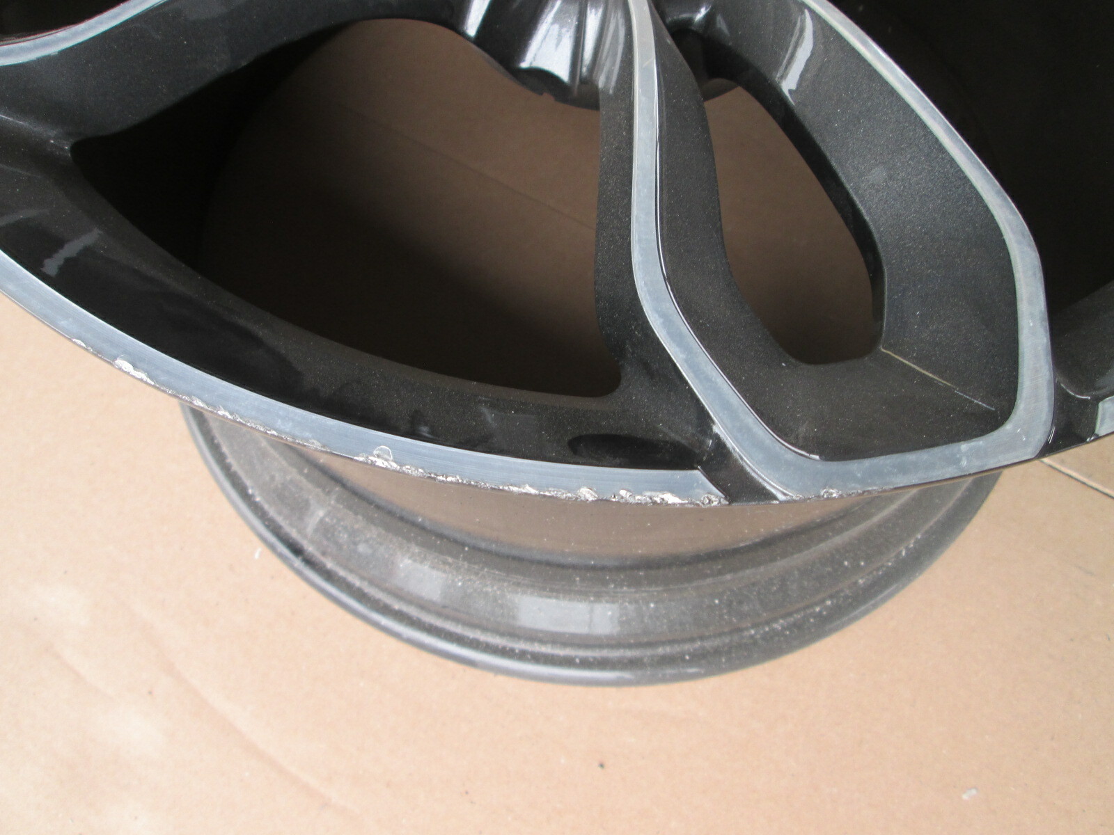  McLaren 570S Rear Wheel / Rim 11B0940CP