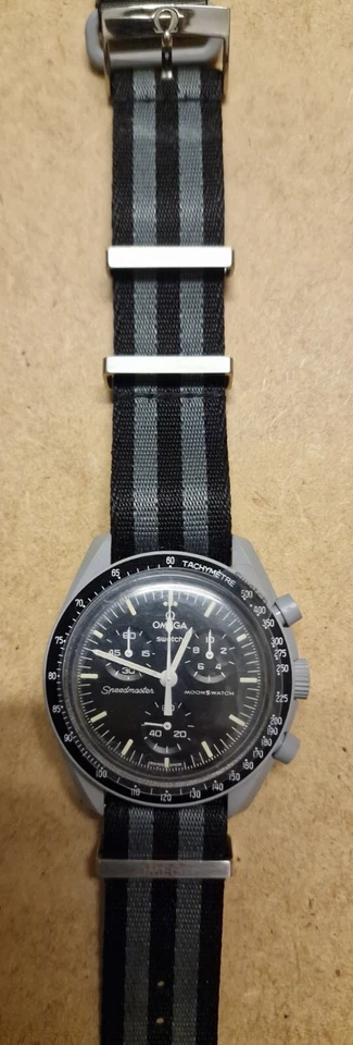 Omega MoonSwatch Mission to the Moon, Foto 3 von 5