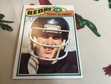 1977 Topps TERRY SCHMIDT Autographed Football Card CHICAGO BEARS BALL STATE