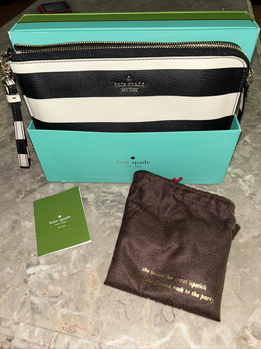 Charging wristlet shop kate spade