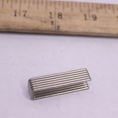 (500-Pk) Grip-Rite Medium Crown Staples 316 Stainless Steel 18-Ga 1-1/2''
