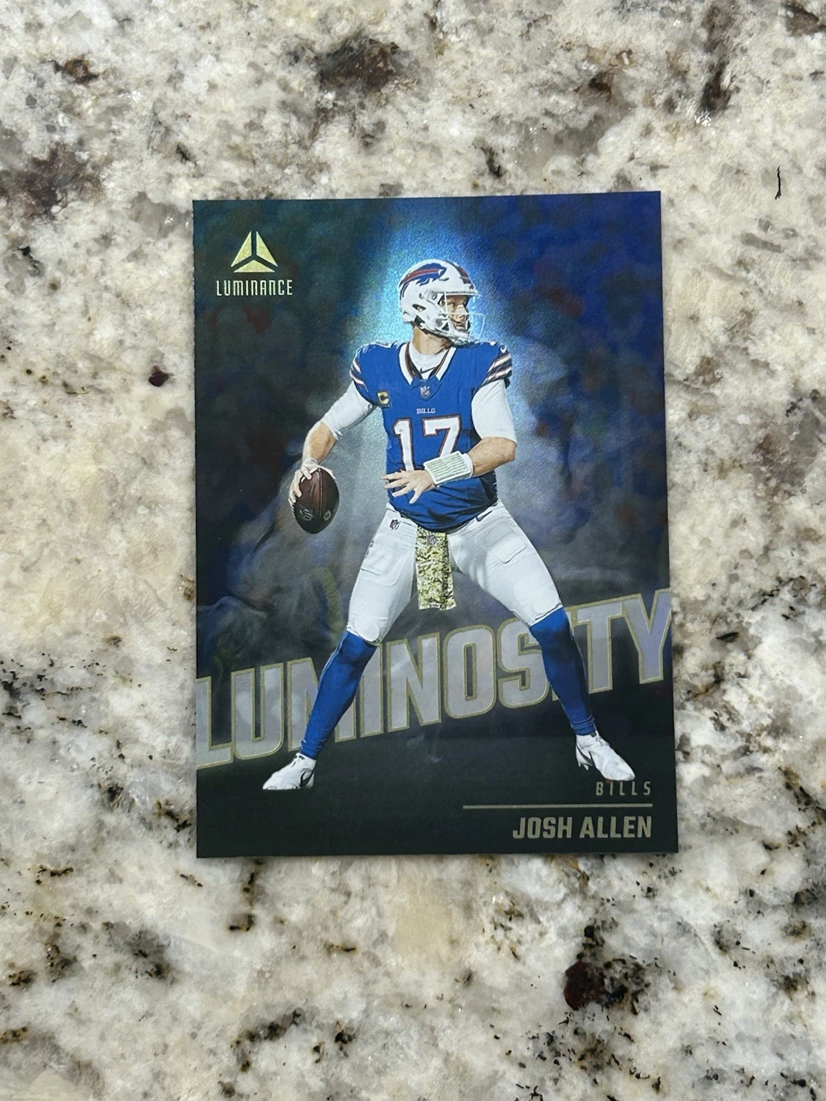 2024 Panini Luminance Josh Allen Luminosity Case Hit SSP #LUM-JAN Bills