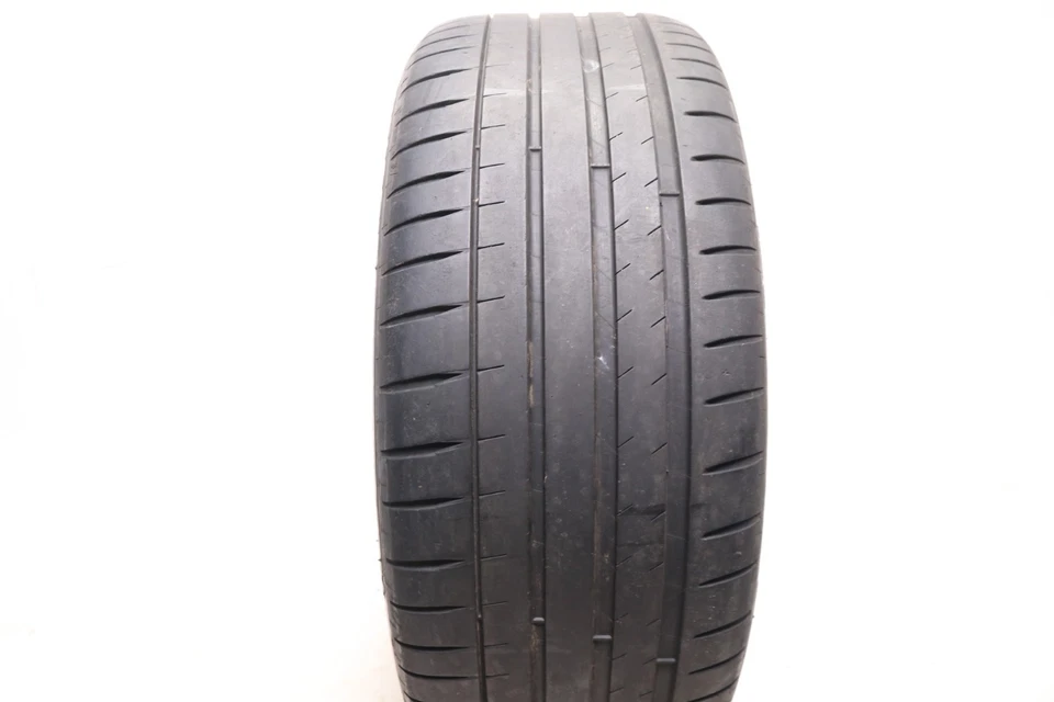 Set of 2 Used 245/40ZR20 Michelin Pilot Sport 4 S - 99Y - 6.5-7/32 - Image 2 of 4