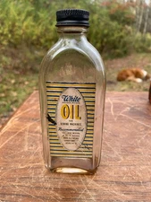 Vintage/Antique Bottle Of Oil For White Sewing Machine Oil Unknown Glass Prod.