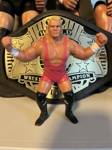 WCW GALOOB SID VICIOUS UK EXCLUSIVE FIGURE IN PINK...