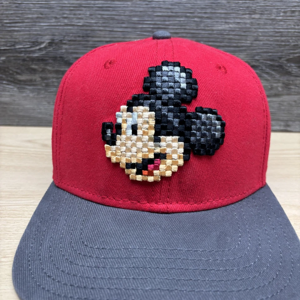 Gorra Mickey Mouse Snap Back Rojo Gris Parques Disney Parche Bordado Juvenil Foto 2 de 4