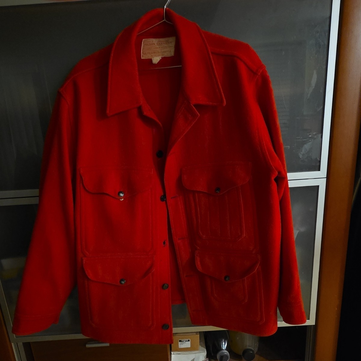 Filson 100% Virgin Wool Red Jacket Seattle Union Made size is