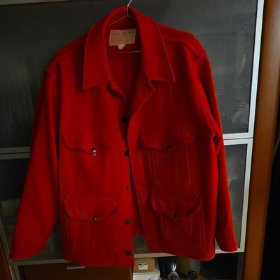 Filson 100% Virgin Wool Red Jacket Seattle Union Made size is
