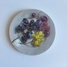 Grapes on porcelain plate oil painting
