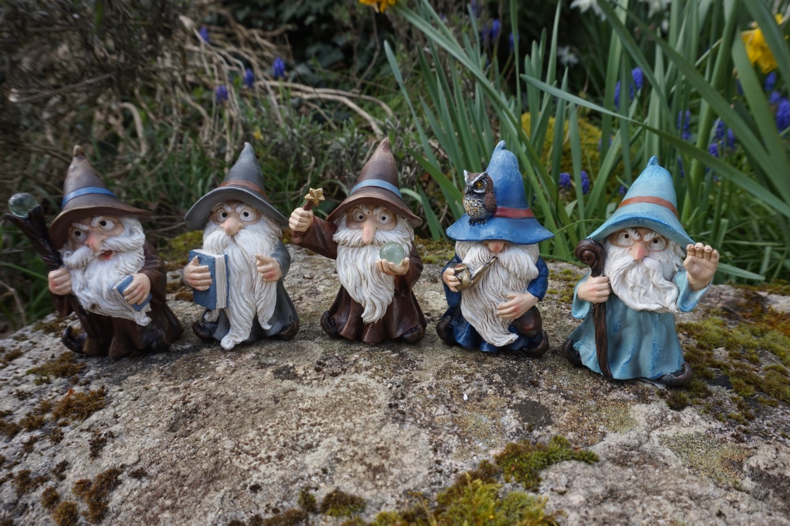 Figurine Merlin de collection 5 statuettes de sorcellerie finition pierre noire