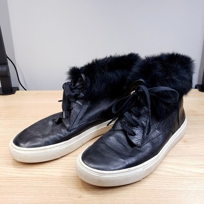VINCE Sneaker Womens Size 9 Black Leather Lace Up Rabbit Fur Ankle Trim
