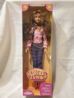 Chic Boutique Chicas A La Moda Doll. New In Box. K3