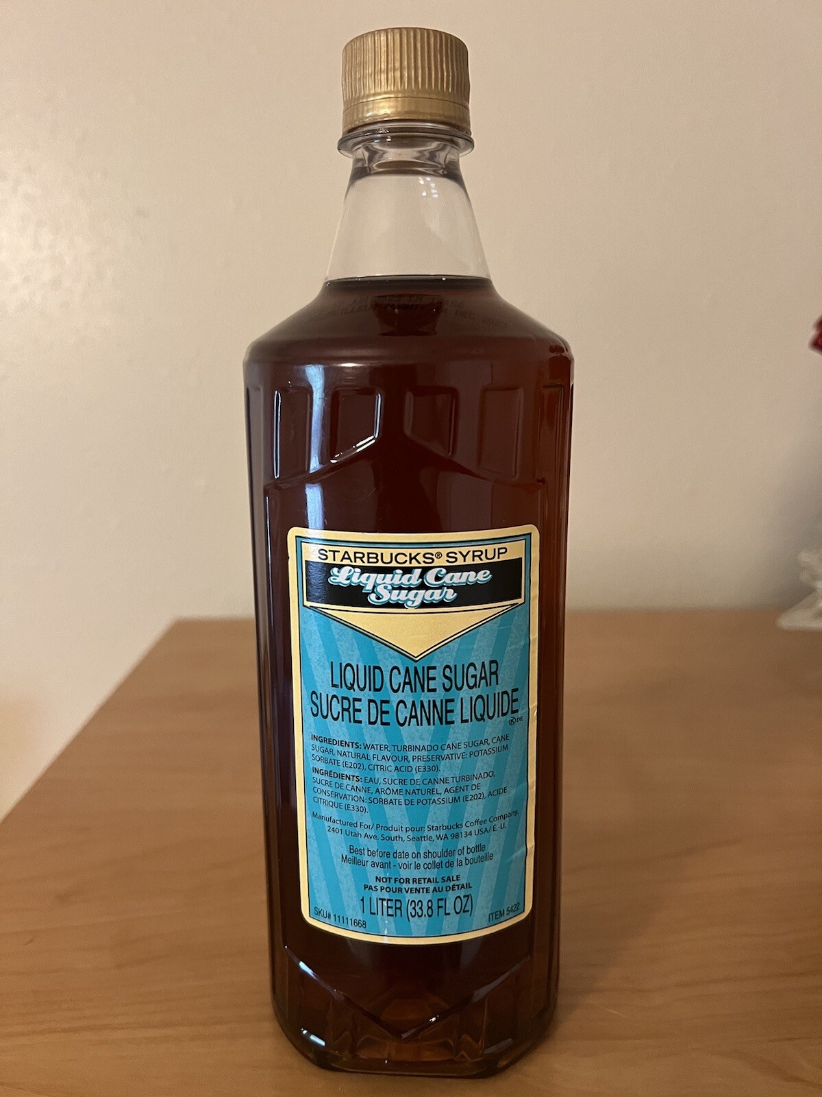 NEW STARBUCKS Liquid Cane Sugar Flavored Syrup 1 Liter 33.8 Oz Bottle