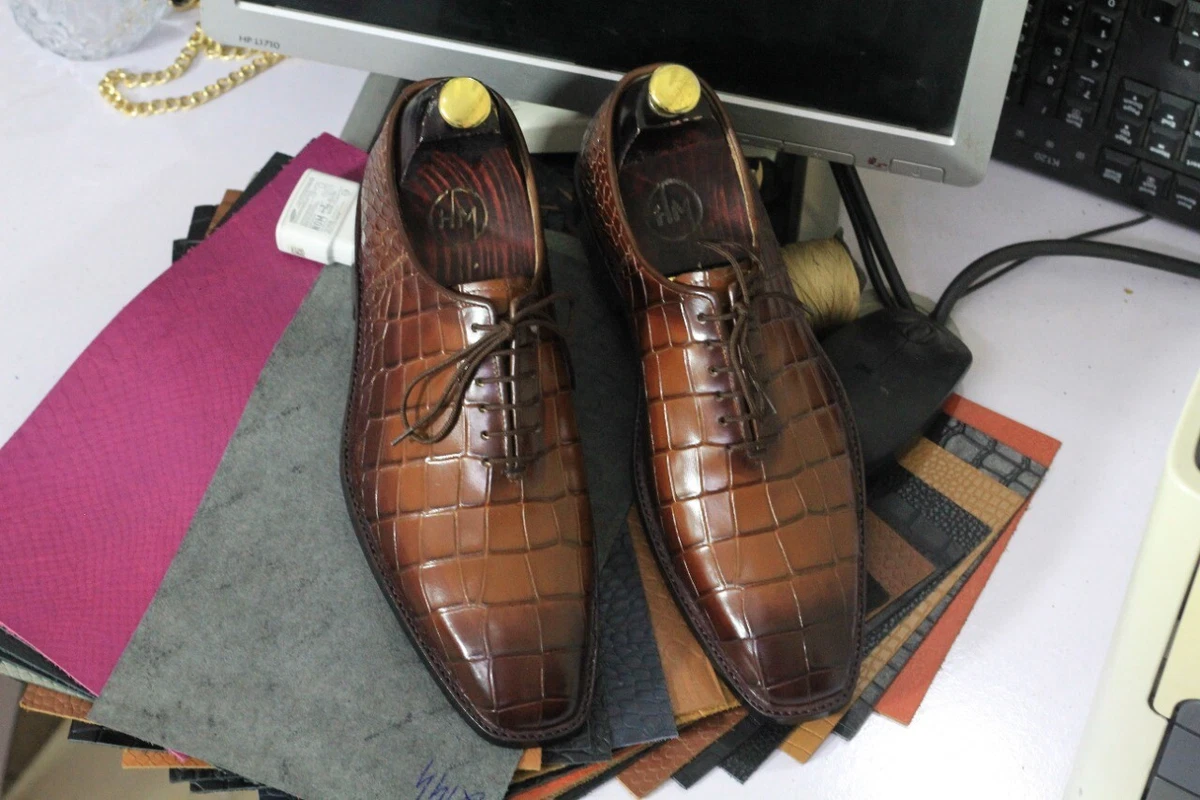Men s Handmade Brown Alligator Textured Leather Shoes Men Fashion Designer Shoe