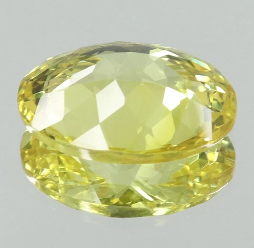 Fine Oval Cut Heated Ceylon yellow sapphire 10.15 Ct natural loose gemstones - Picture 7 of 7
