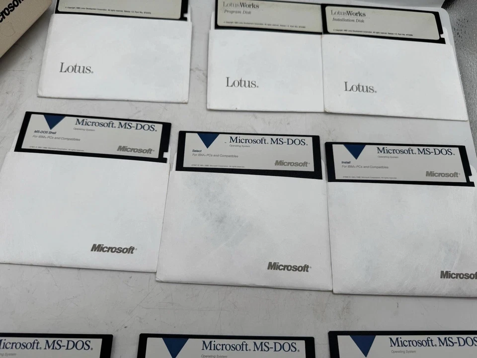 Microsoft MS-DOS 4.01 Operating System Version 5.25 Disks UNTESTED 9 Discs As Is - Image 3 of 4
