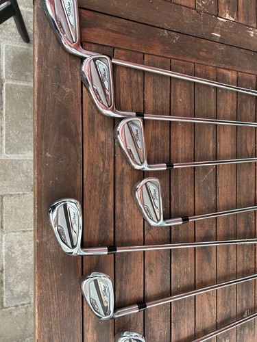 TITLEIST T 100 4-PW + GW 52° LH Schlägerset - Bild 7 von 11