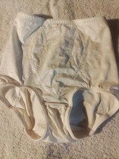 Bali Brief Panties Sz 6, White Silky Soft Nylon