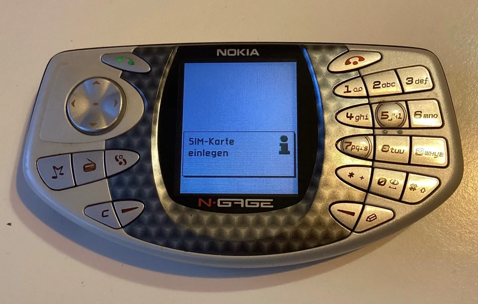 Spielekonsole • HANDY • Vintage 2000er Style Nokia  N-Gage NEM-4 - Bild 3 von 4