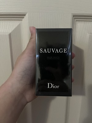 Dior Sauvage Eau de Toilette Spray 60ml 100% authentic