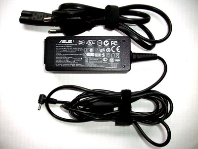 AC Adapter Charger original Asus EXA 0901XH 19V 2.1A 40W 2.5mm Adapter Netzteil
