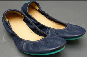 navy blue tieks