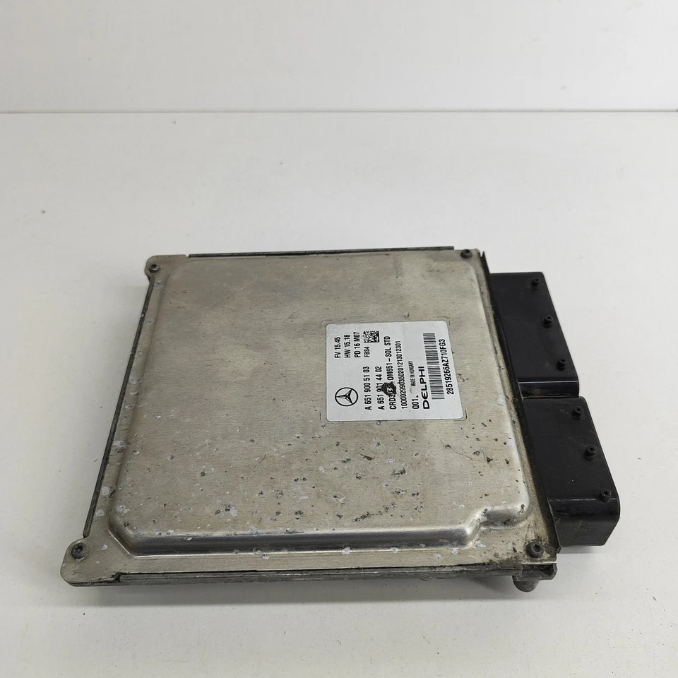 MERCEDES-BENZ CLA Shooting Brake X117 Centralina motore ECU A6519005103 - Immagine 2 di 4