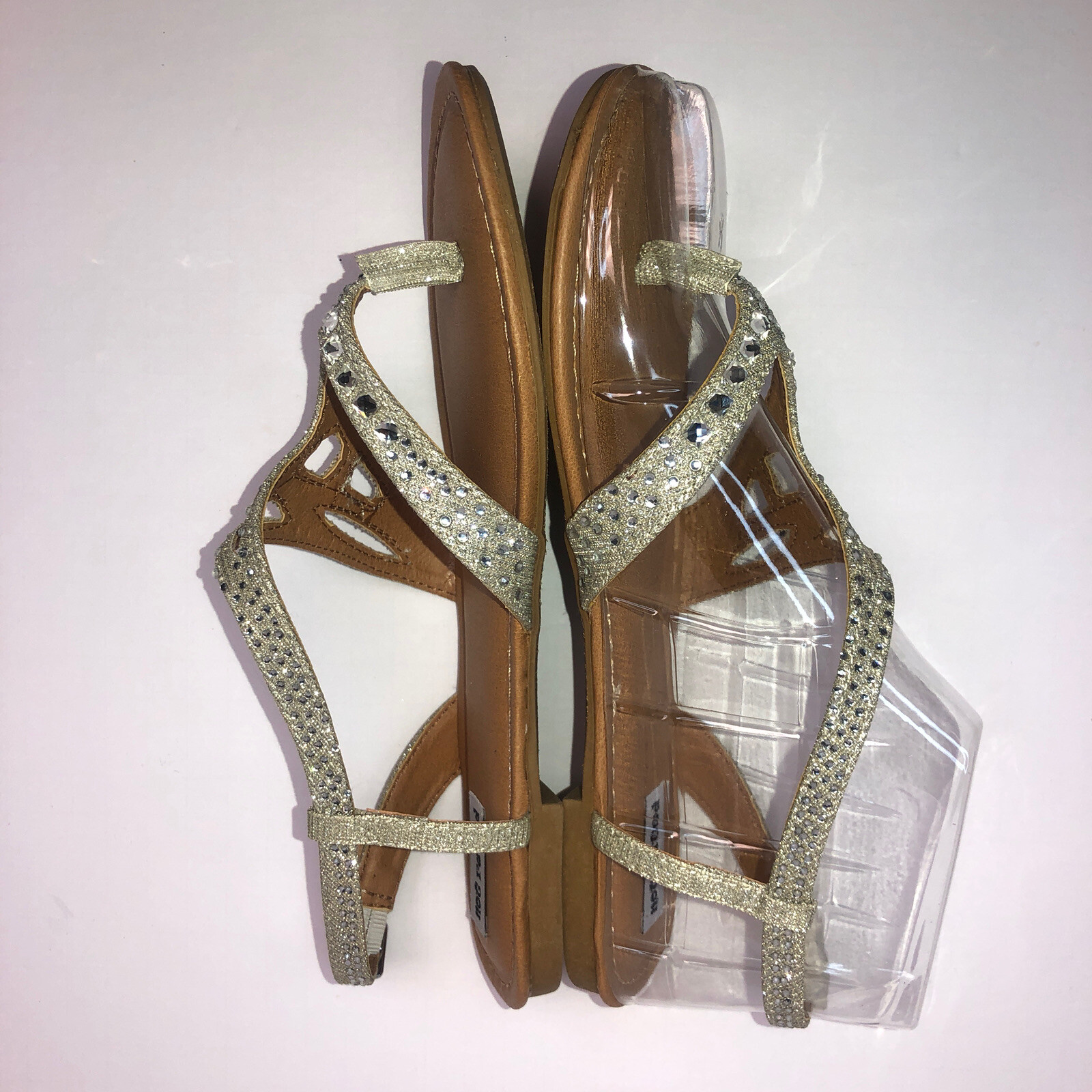 New Not Rated Womens Bestie Beige Rhinestone Buckle Sandals Sz-8 Slingback Flats