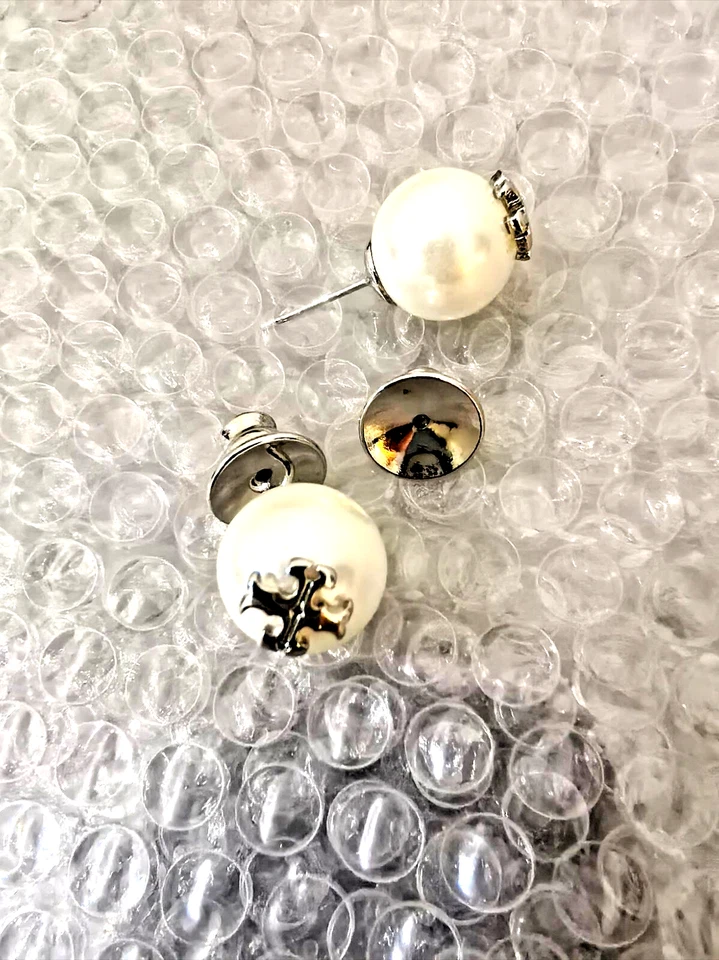 Auténticos aretes Tory Burch plata perlas blancas Foto 2 de 2