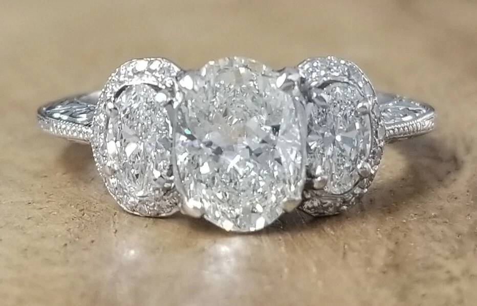 Vintage oval diamond engagement rings deals