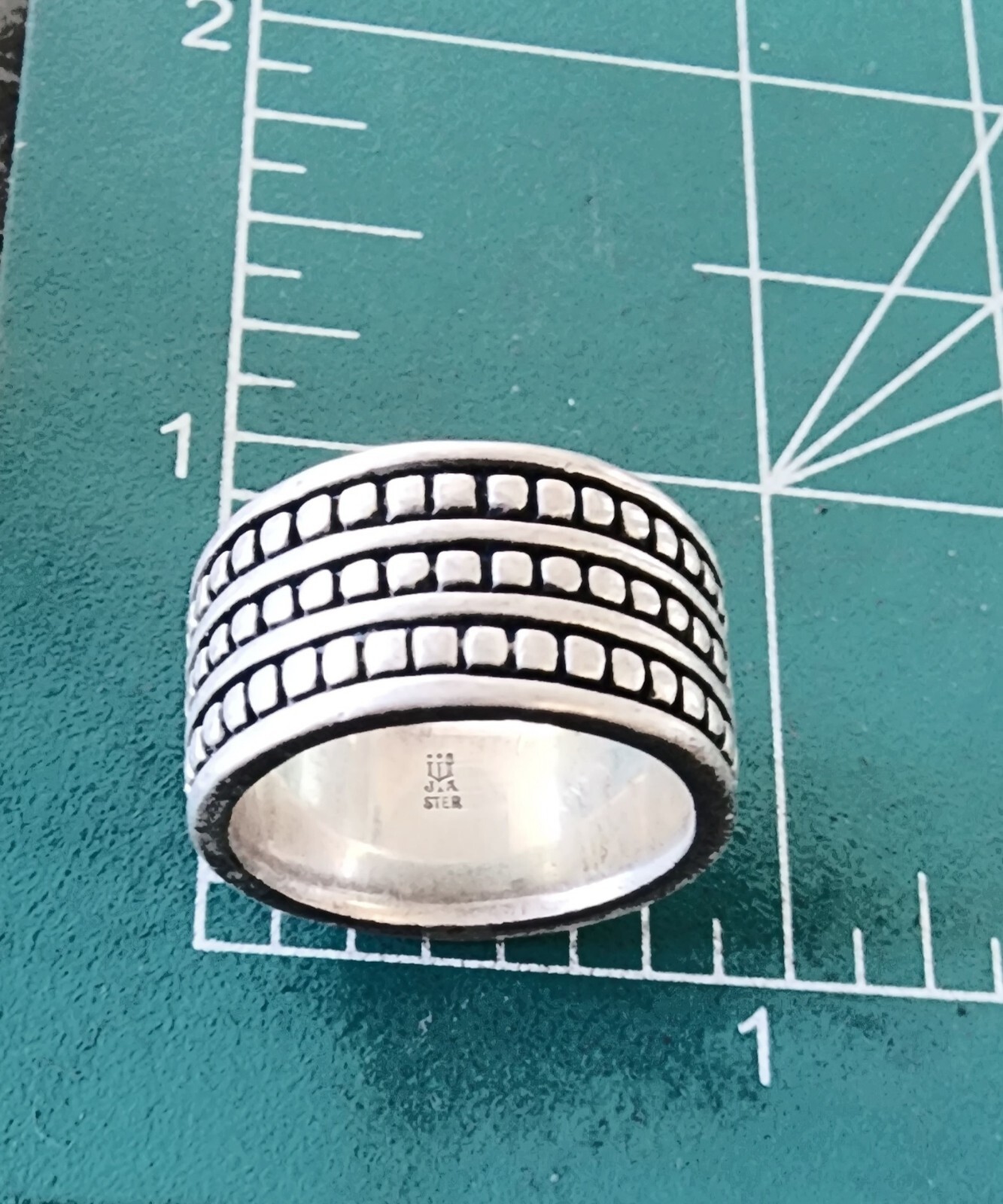 Retired James Avery WIDE Band Ring Size 6 Fits 5 NEAT… Gem