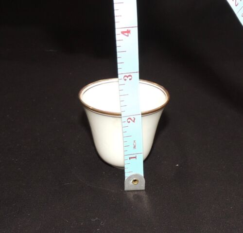 VINTAGE LOT Of 6 FRENCH PORCELAIN WHITE EGG CUP - TASTING CUP - Picture 6 of 9