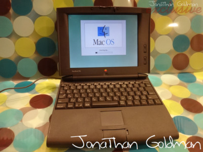ビンテージApple Macintosh Power Book 550c Apple Macintosh PowerBook 550c 68040 36MB RAM 320MB HD Mac OS 8.1
